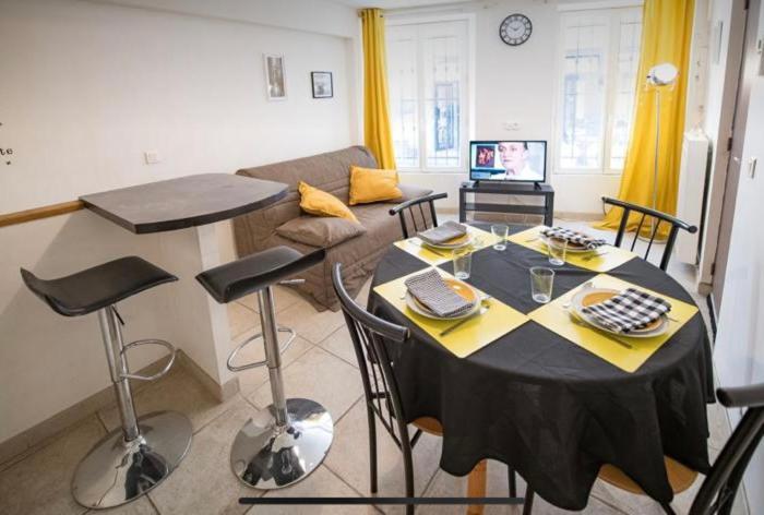 Le Bon'Appart Proche Insead Fontainebleau Kültér fotó
